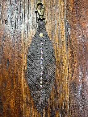 Keep It Gypsy Dark Brown Leather Feather with Rhinestones Keychain Bag Tag NEW